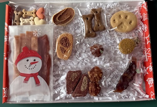 Dog hamper christmas - christmas, treats